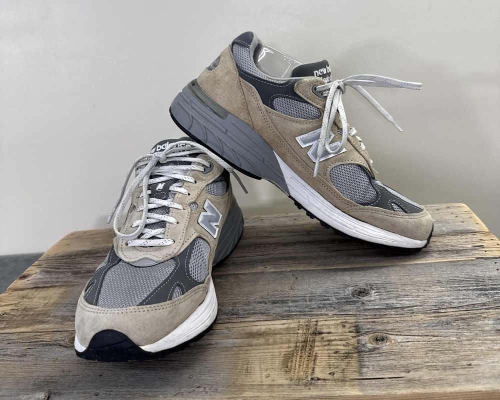 New Balance 993 Made in USA Gray Running Sneakers Men’s Size 9 D MPS417 Charity